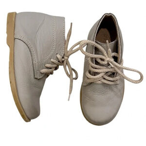 The Humble Soles Leather Grey Chukka Lace-Up Boots